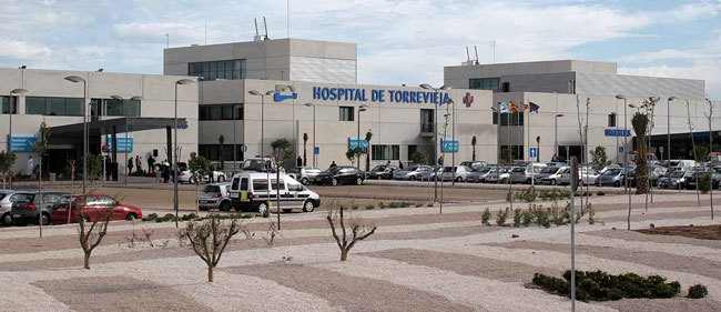 MEDICOS DEL HOSPITAL DE TORREVIEJA ACONSEJAN A SUS PACIENTES MARCHARSE A OTROS HOSPITALES